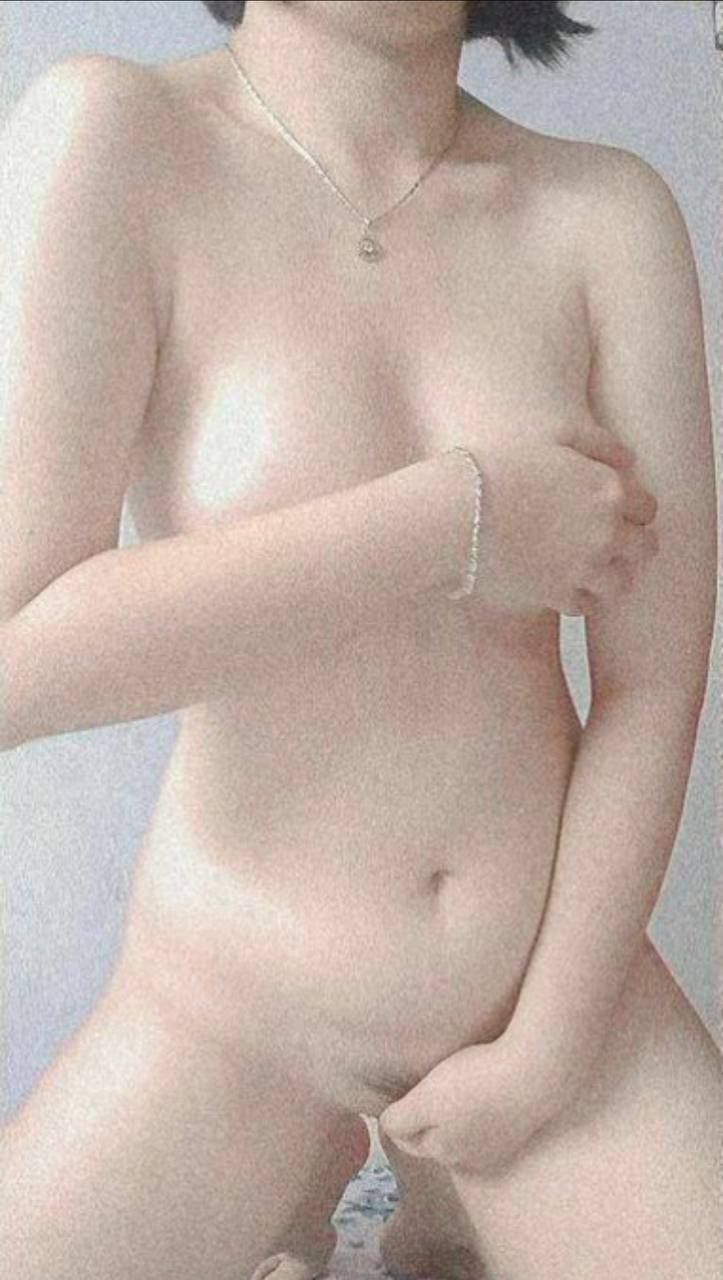 Nhanh lên, chồng tôi sắp về rồi